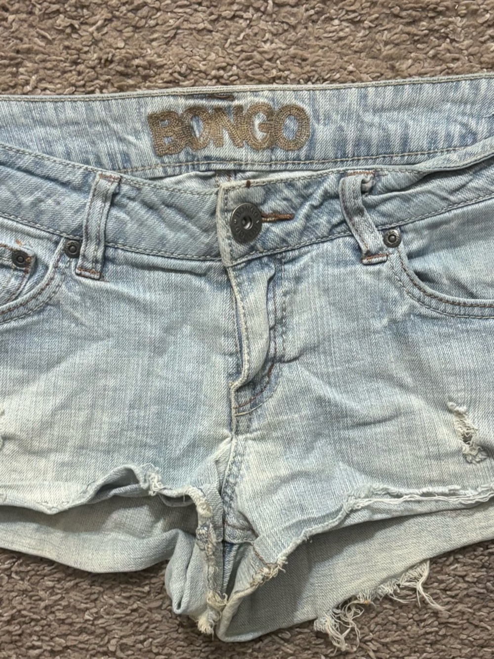 BONGO Light Wash Distressed Denim Women's Size 7 Cut Off Shorts